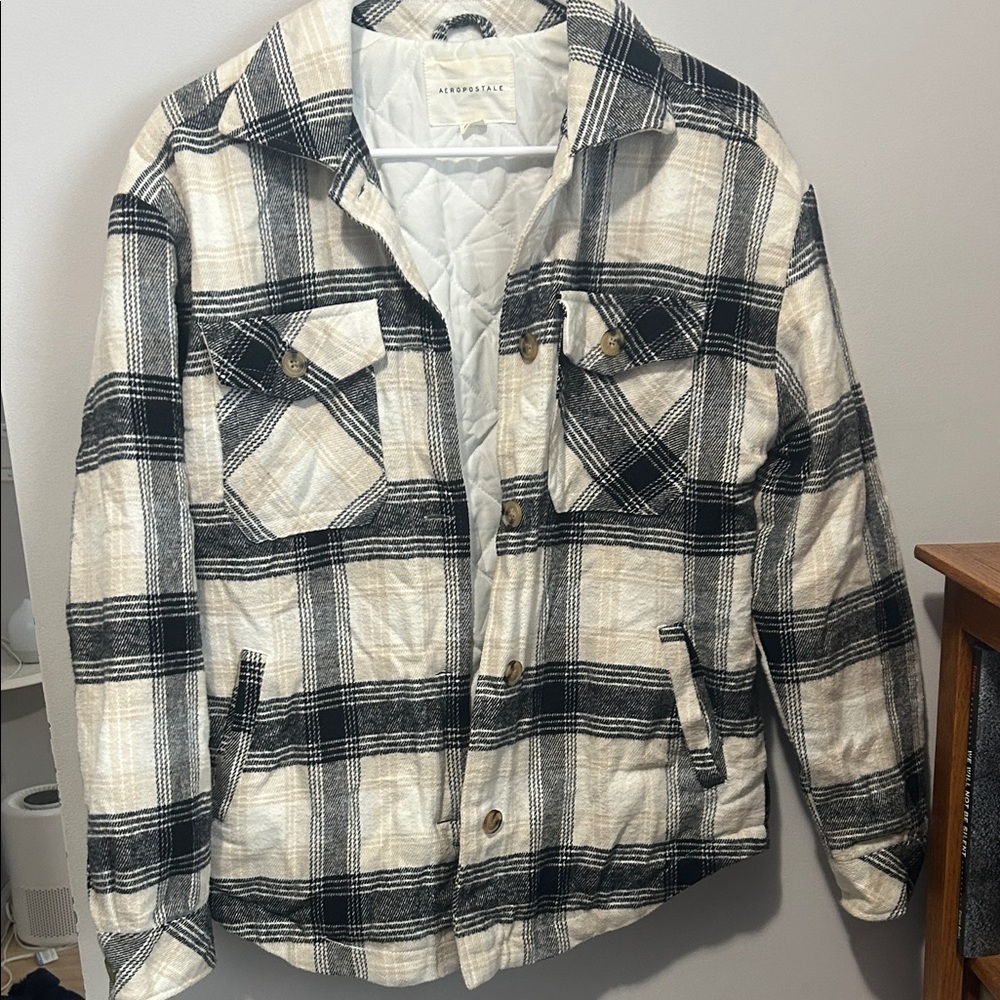 Aeropostale Men's Plaid Shirt Jacket in Black and Cream